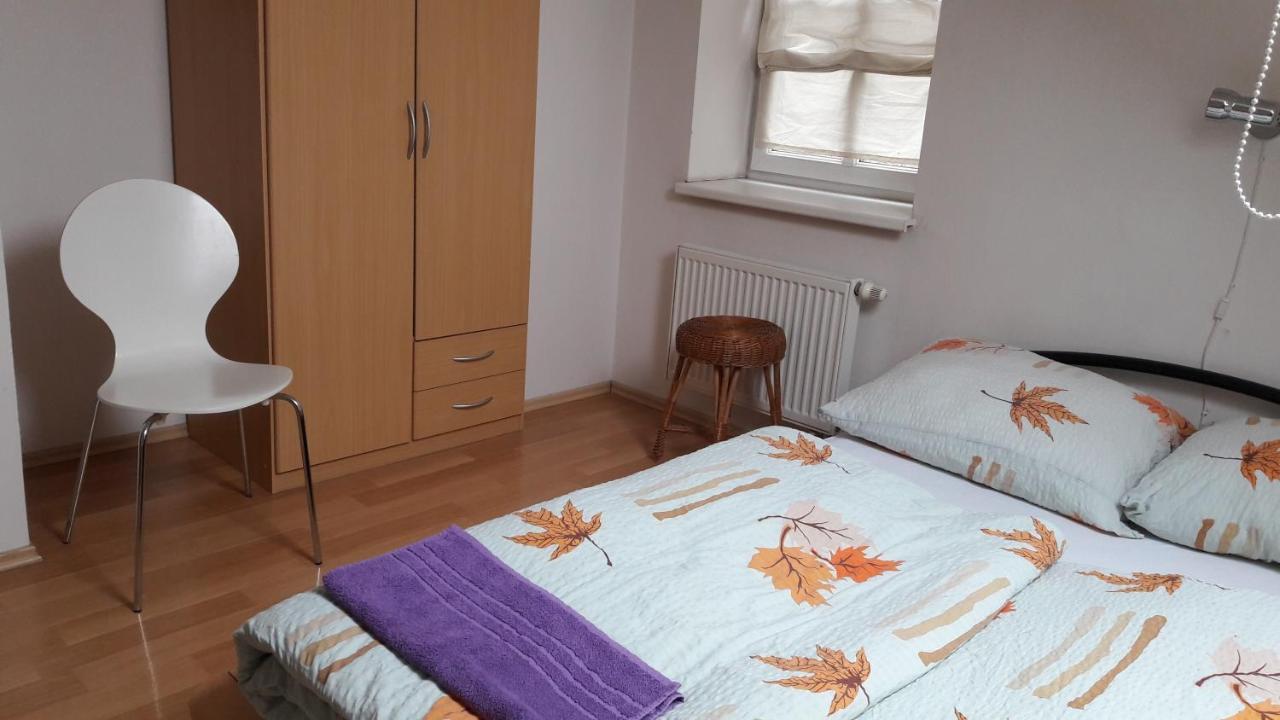Ubytovaci Zarizeni Lovosice Dış mekan fotoğraf